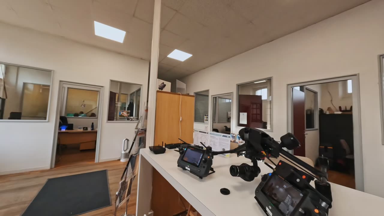 Le campus TELEPILOTE SAS : 2 hectares de terrain de vol ext&eacute;rieur &agrave; Marcq (78), &agrave; 35 min de Paris